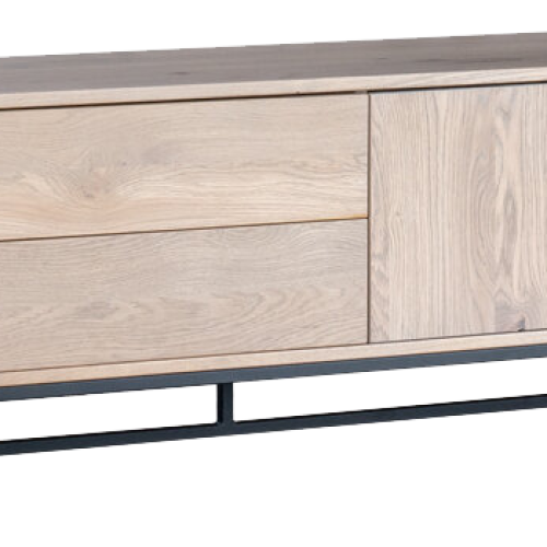 Dahné dressoir bij Wagenmans wonen en slapen in de winkel