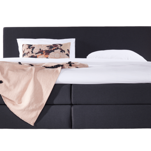 De Eastborn Ruby boxspring is verkrijgbaar in diverse stoffen en kleuren. Een comfortabel boxspring van Eastborn bij Wagenmans wonen en slapen in Lemelerveld.